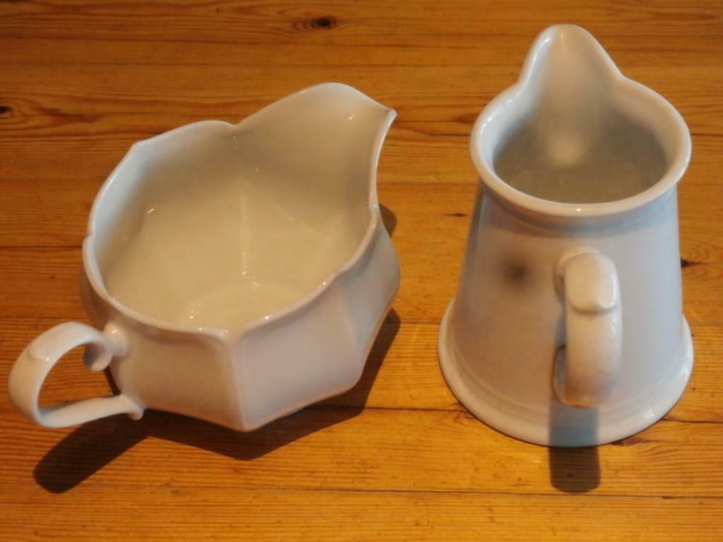 witte melkkannetjes (2st.), Ophalen of Verzenden, Gebruikt