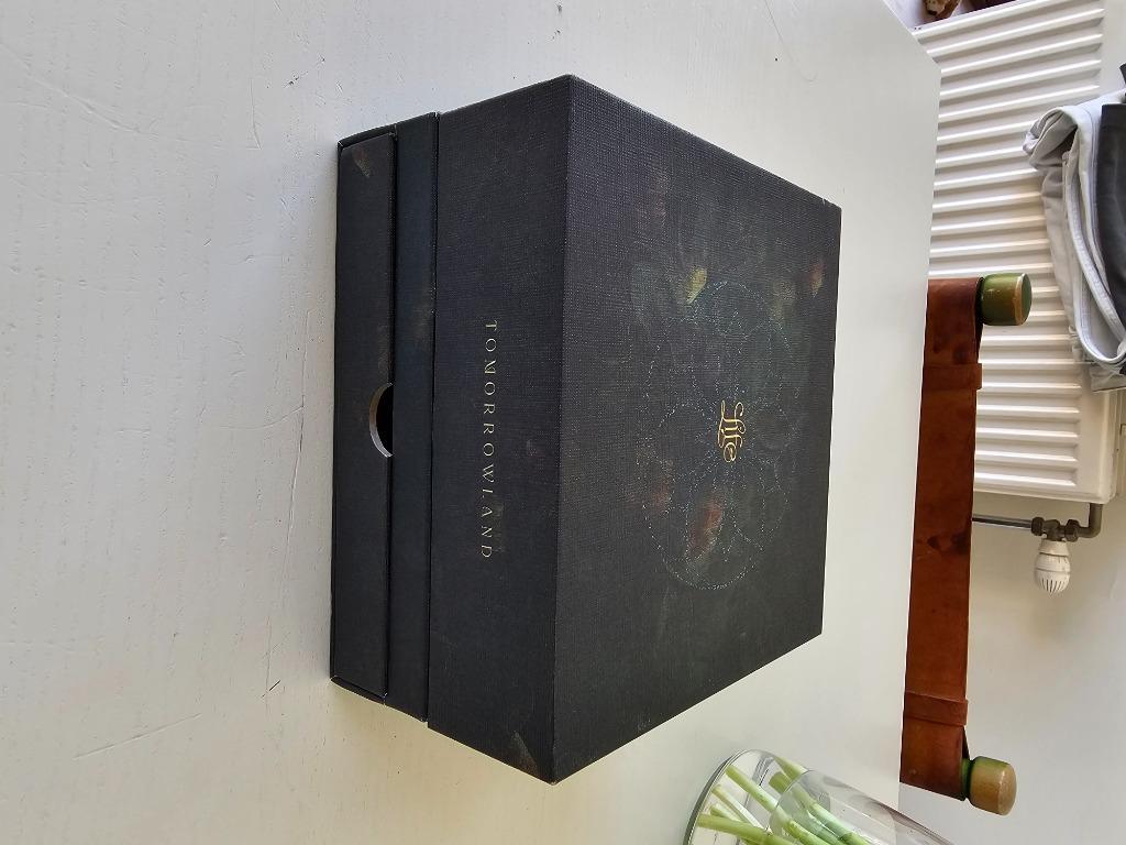 Tomorrowland Life Belgium 2024 20th Anniversary Box Official, Collections, Enlèvement ou Envoi