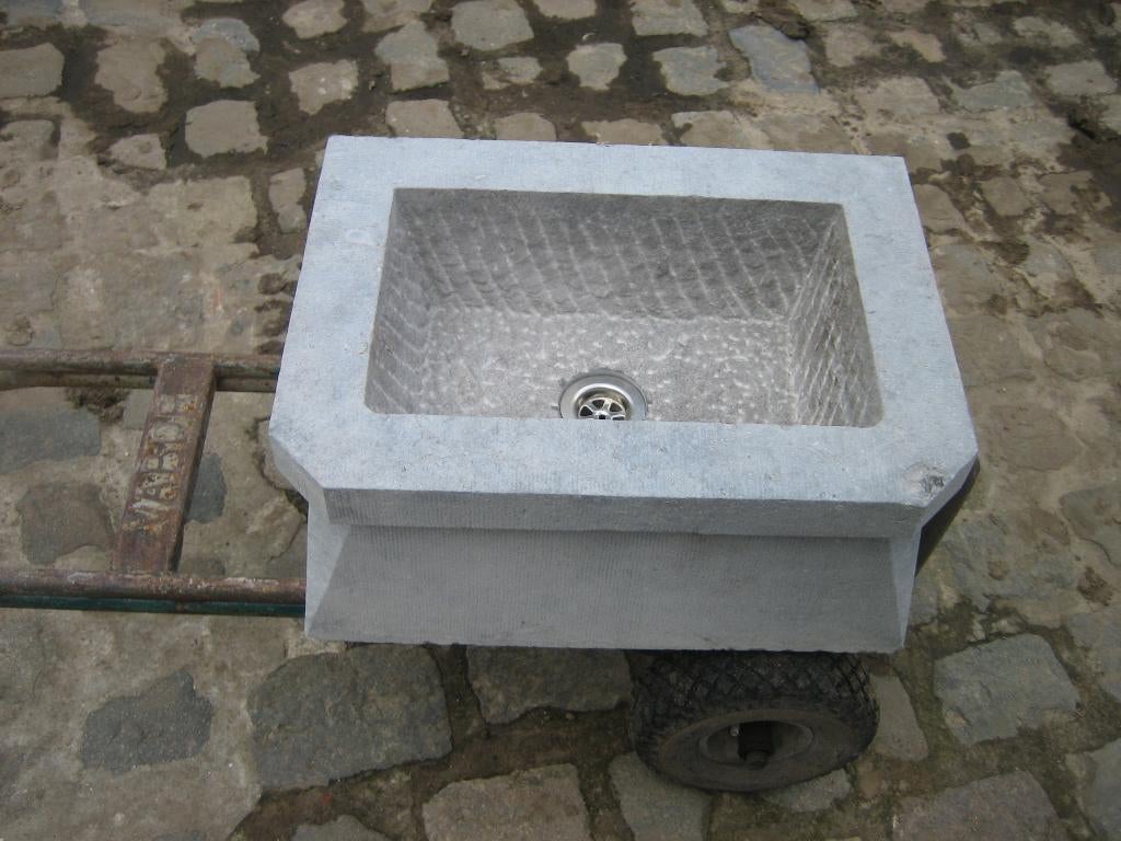 mooie oude opgekuiste gefrijnde arduinen pompbak, Tuin en Terras, Ophalen, Gebruikt