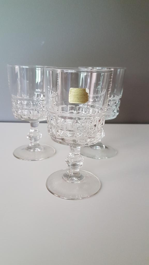 3 vintage Luminarc wijnglazen., Ophalen of Verzenden, Zo goed als nieuw