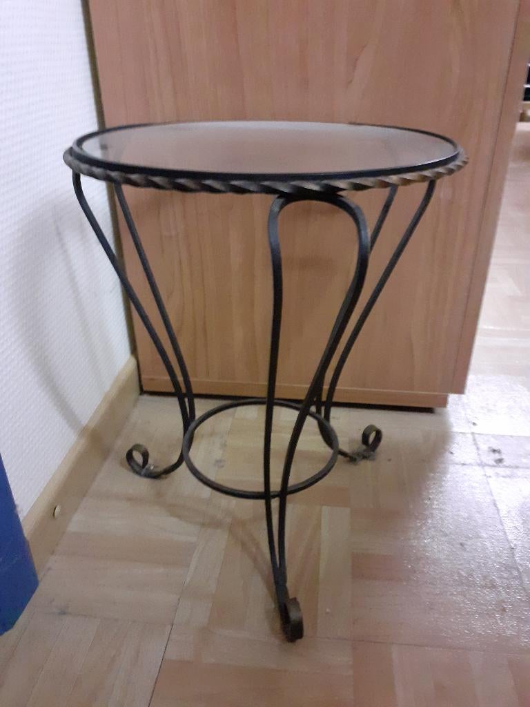 table d'appoint en fer forgé, Maison & Meubles, Tables | Tables d'appoint, Moins de 55 cm, Enlèvement, Utilisé, Métal ou Aluminium