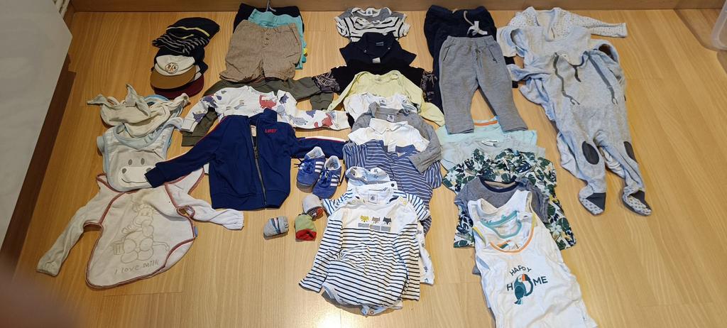 Lot de vetements bébé 12mois - 49 pièces, Enfants & Bébés, Enlèvement, Comme neuf
