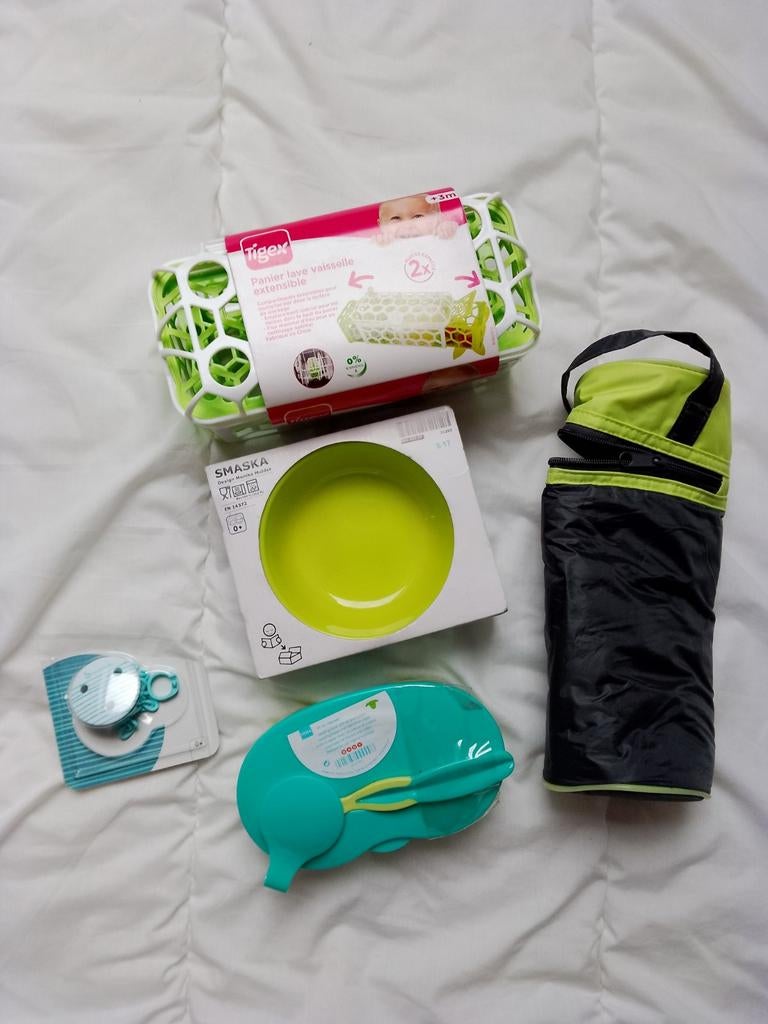 NEUF: divers produits pour bébé: bols, boîte repas..., Enlèvement, Neuf