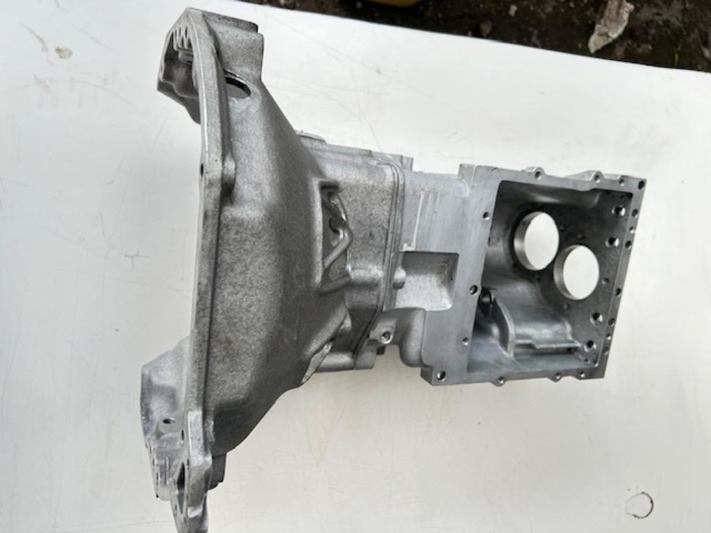 Carter de boîte de vitesses pour Maserati Merak, Autos : Pièces & Accessoires, Enlèvement ou Envoi, Neuf, Maserati