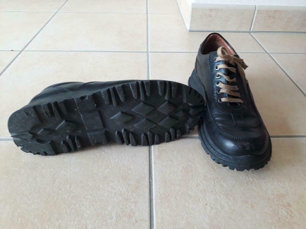 Herenschoenen Emo's, Enlèvement ou Envoi, Comme neuf, Emo's, Noir