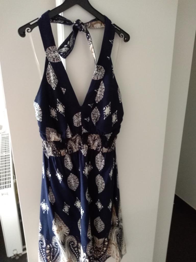 Robe d'été dos nu en taille small, Enlèvement ou Envoi, Comme neuf, First Woman, Bleu