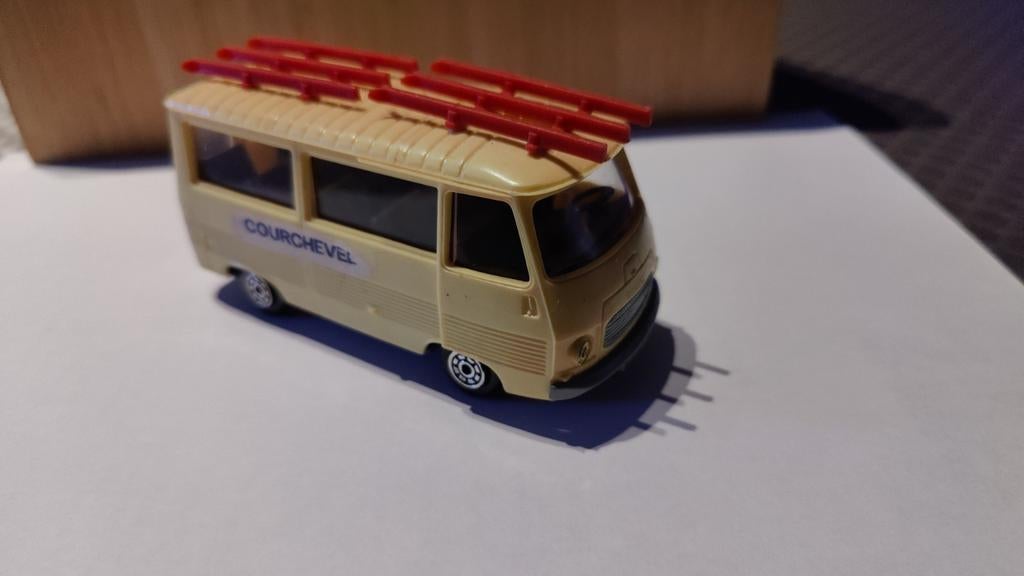 Peugeot J7 miniatuur, Enlèvement ou Envoi, Comme neuf, Norev