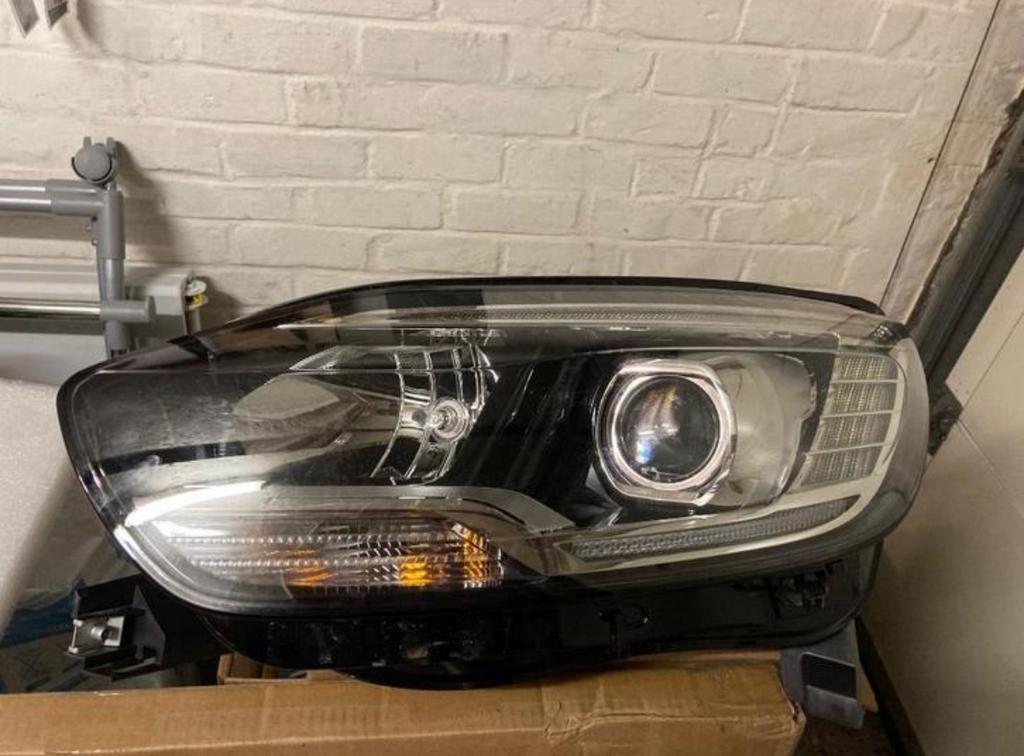 Phare gauche NEUF halogène led Renault SCENIC 4 IMPECCABLE, Enlèvement ou Envoi, Neuf, Renault