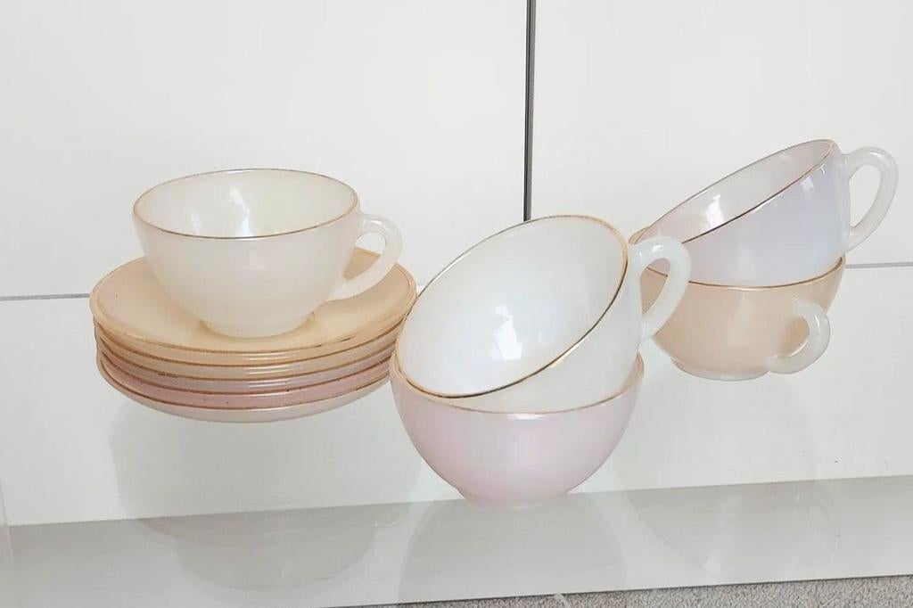 Tasses et soucoupes à thé Arcopal Harlequin, stukprijs, Enlèvement ou Envoi