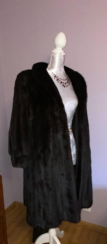 Louis Feraud Paris zwarte nertsmantel, Kleding | Dames, Zwart, Maat 42/44 (L), Louis Feraud Paris, Ophalen of Verzenden