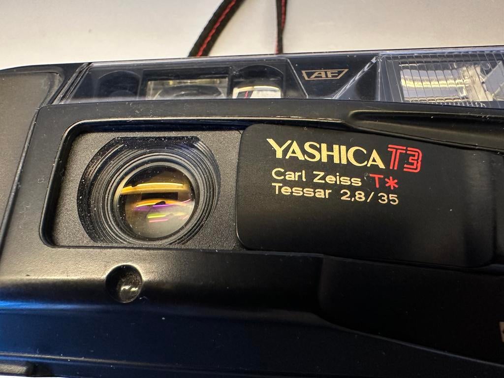 Yashica T3, Ophalen of Verzenden, Gebruikt, Compact, Overige Merken