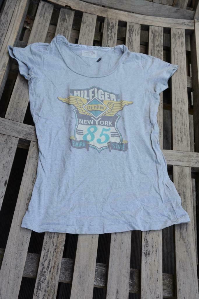 Hilfiger Denim gemêleerd grijs t-shirt met Harley Davidso pa, Maat 38/40 (M), Verzenden, Hilfiger Denim, Korte mouw