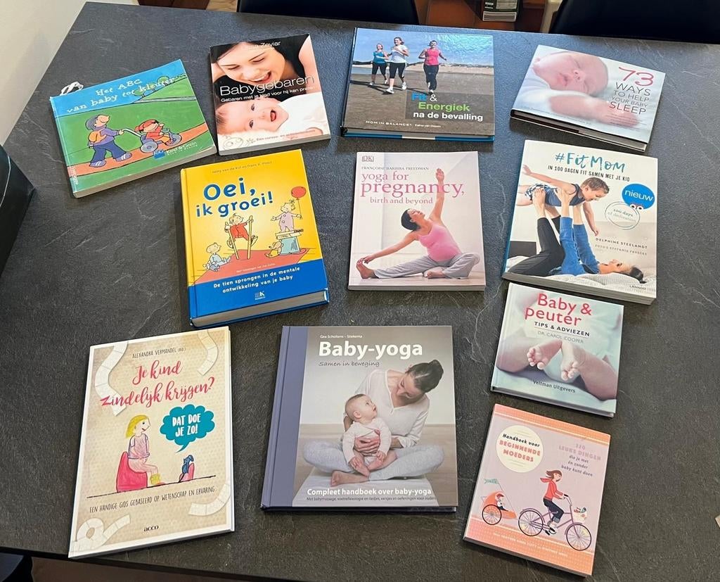 coffret de livres sur la grossesse et le bébé, Enlèvement ou Envoi, Comme neuf