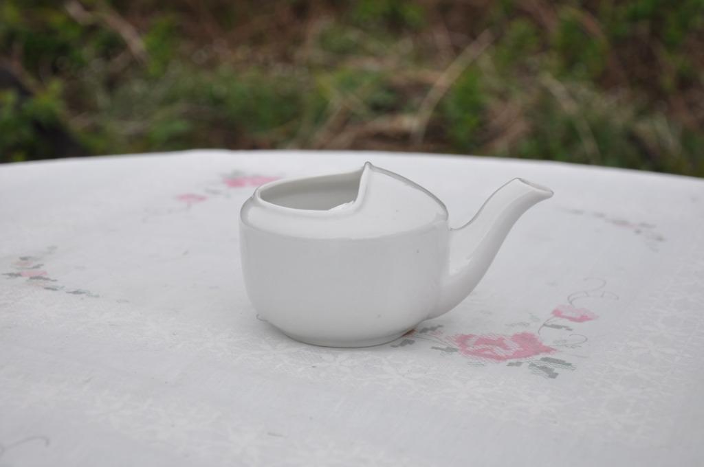 ancien canard de malade en porcelaine modele 8, Antiquités & Art, Enlèvement ou Envoi