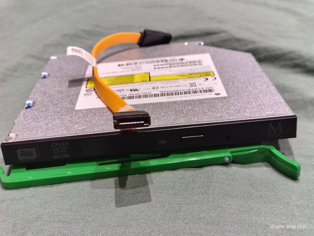 dvd writer * model su-208 (hp)  - bon état  avec cable sata., Enlèvement ou Envoi, Interne, Utilisé, Windows