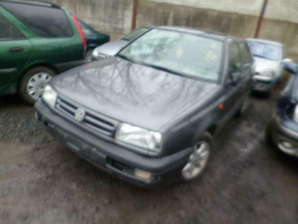 Attelage (boule de remorquage) Volkswagen Vento (1.9TD), Autos : Pièces & Accessoires, Autres pièces automobiles, Volkswagen, Utilisé