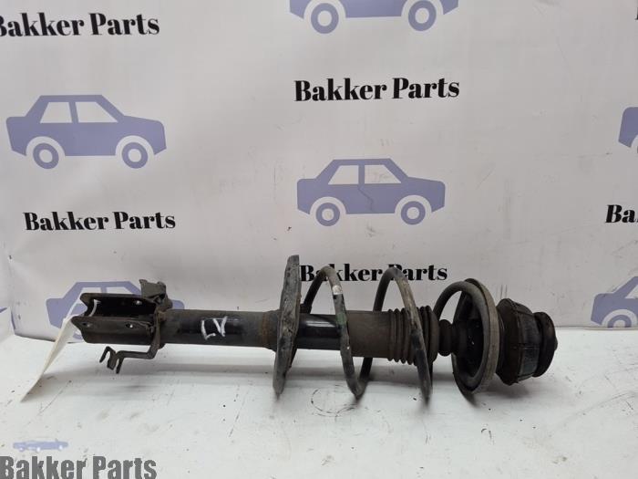 Schokdemperpoot links-voor van een Dacia Logan, Dacia, Gebruikt, -, -