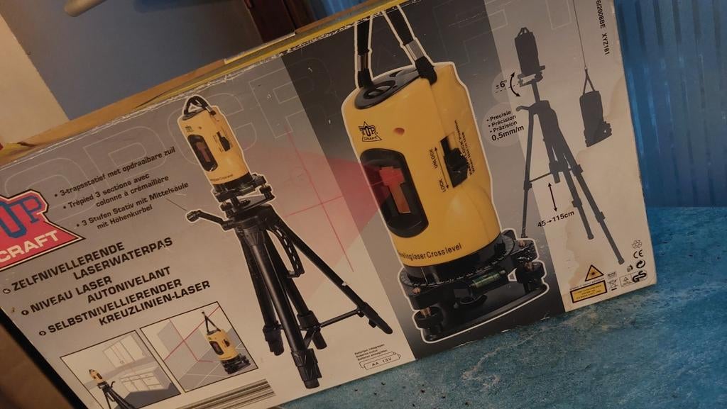Zelfnevillerende laserwaterpas, Ophalen of Verzenden, Nieuw