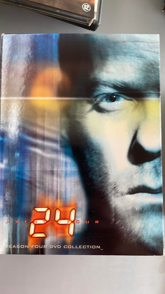 24, Boxset, Ophalen of Verzenden, Zo goed als nieuw, Science Fiction