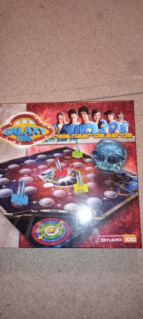 Galaxy Park: reis naar de aarde, Hobby en Vrije tijd, Ophalen, Zo goed als nieuw
