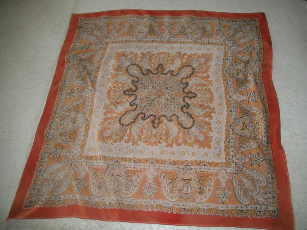 Vintage dameshalsdoek 70x70cm, Kleding | Dames, Mutsen, Sjaals en Handschoenen, Gedragen, Sjaal, Ophalen of Verzenden