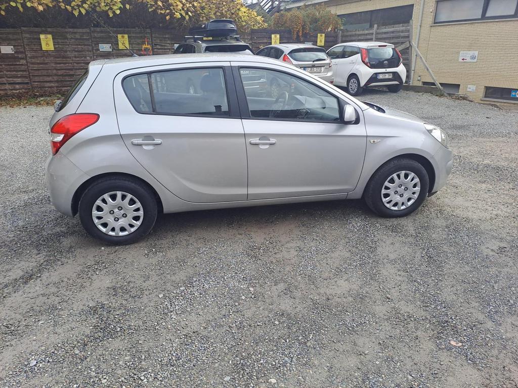 Hyundai I20 (36), Auto's, Voorwielaandrijving, Stof, Zwart, 4 cilinders