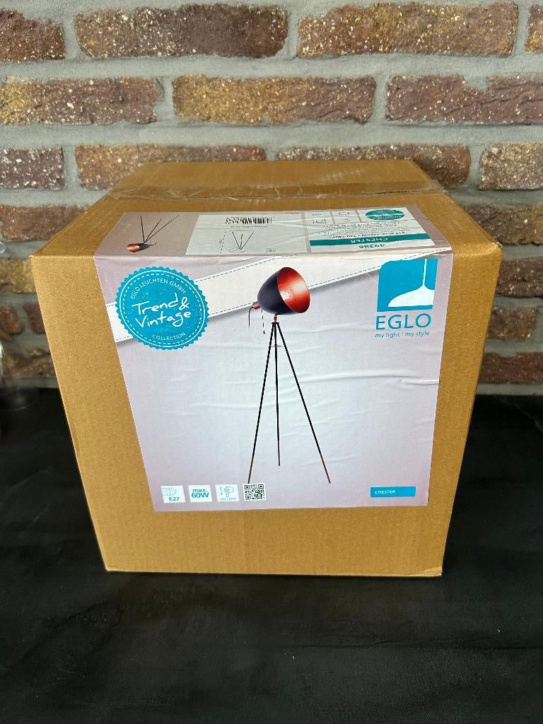 Lampe Eglo Chester - neuve, Enlèvement ou Envoi, Neuf, 75 cm ou plus