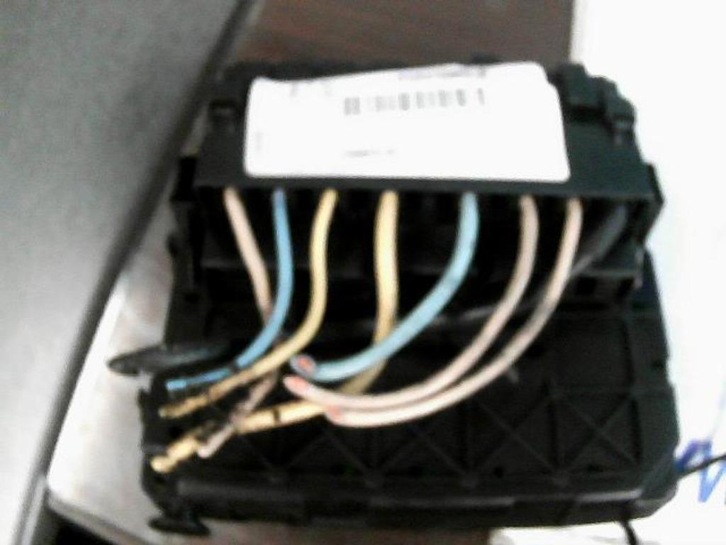 Boitier fusibles Peugeot & Citroën 9643498880 (205), Autos : Pièces & Accessoires, Autres pièces automobiles, Enlèvement ou Envoi