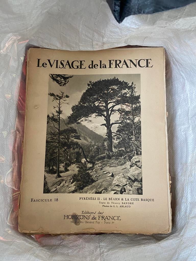 Collection rare revues anciennes sur toute la France, Collections, Enlèvement ou Envoi, Journal ou Magazine