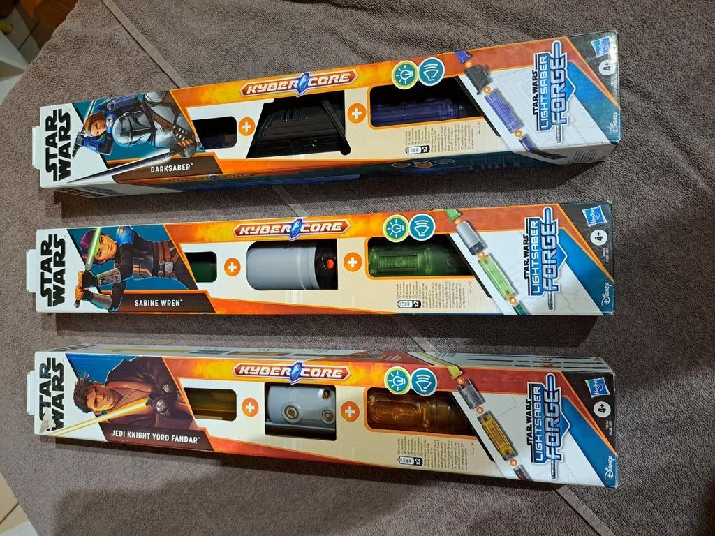 Sabre laser star wars hasbro le prix est a la pièce, Enlèvement, Neuf