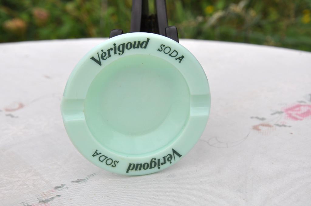 cendrier verigoud soda faience verte, Verzamelen, Ophalen of Verzenden, Zo goed als nieuw, Asbak