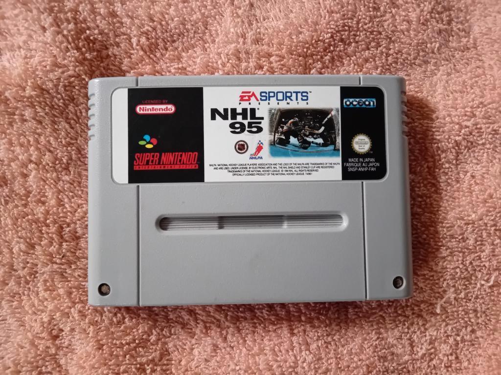 NHL95 sportspel, Ophalen of Verzenden, Gebruikt, Sport