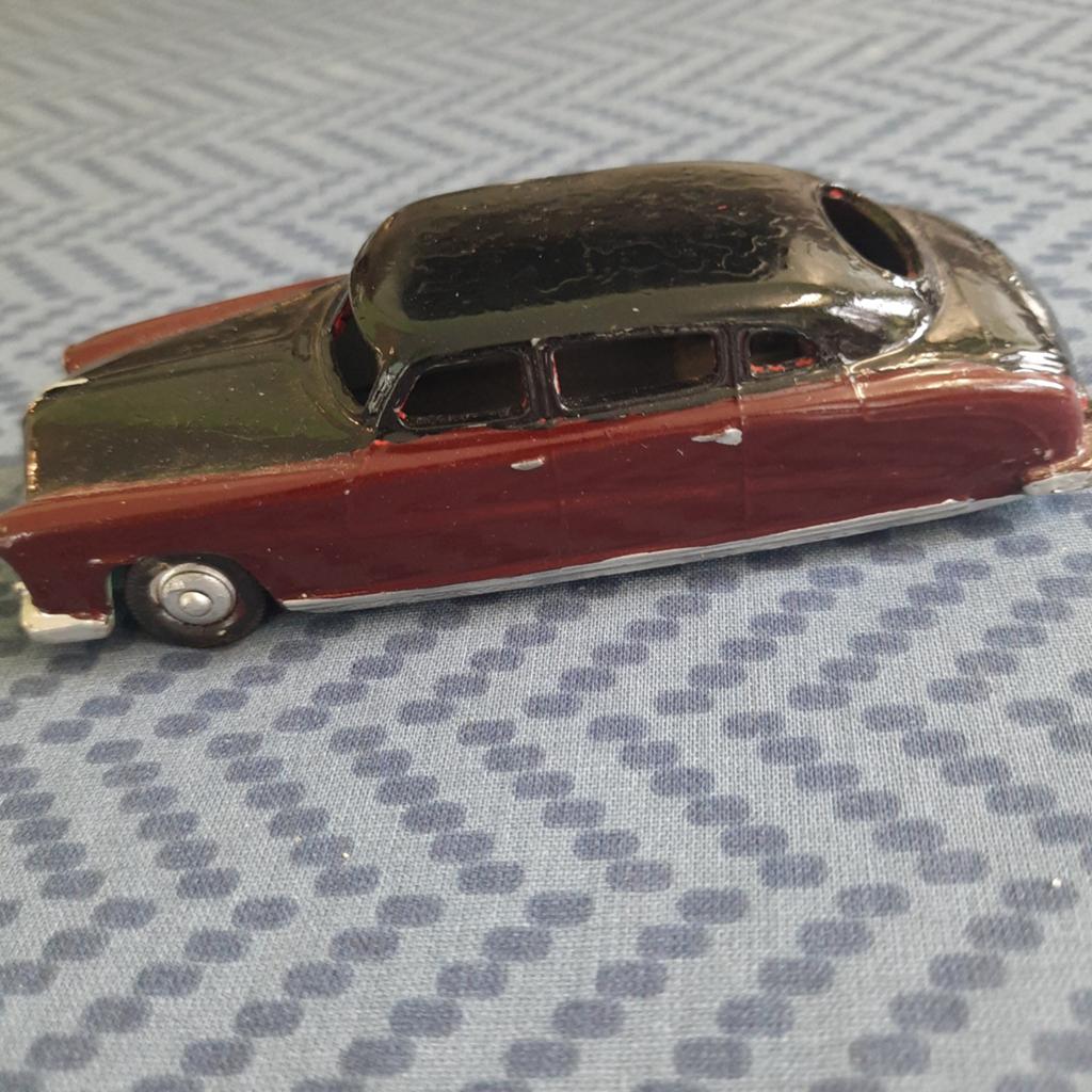 DINKY TOYS UK*nr.171???*HUDSON SEDAN*VINTAGE*OVERPAINTED*, Ophalen, Gebruikt, Auto, Dinky Toys
