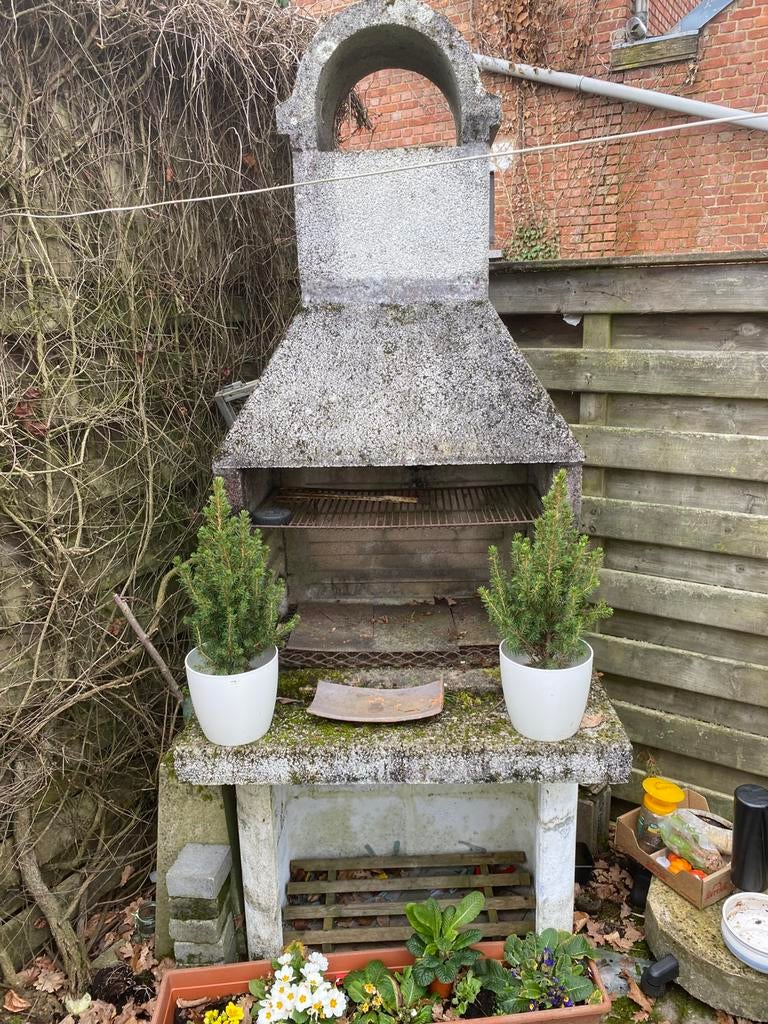 Stenen BBQ in goede staat!, Tuin en Terras, Ophalen, Gebruikt
