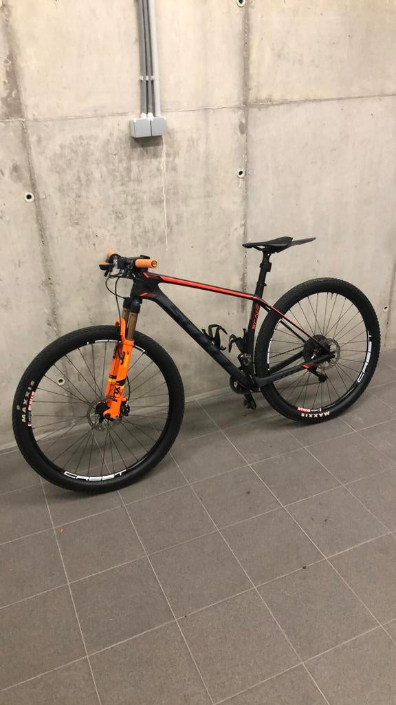 MTB Scott scale 910 full carbon maat L, 57 cm of meer, Hardtail, Heren, Zo goed als nieuw