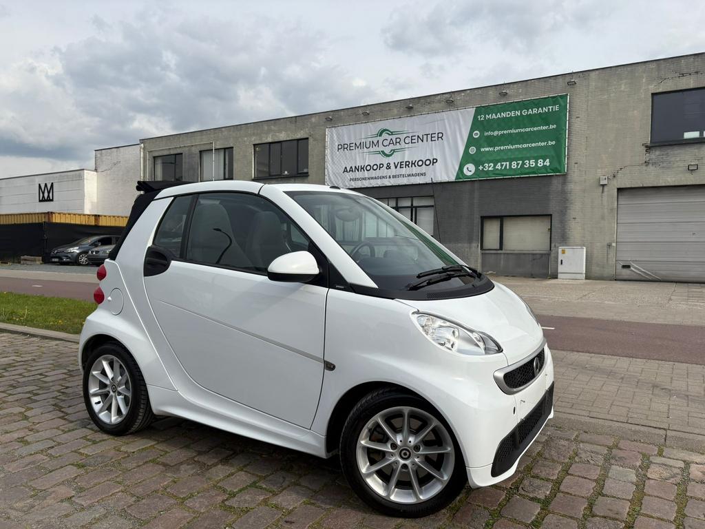 Smart For Two Cabrio | 12 M Garantie | 82Dkm|Benzine | 2013|, Autos, Smart, Entreprise, Entretenue par le concessionnaire, Noir