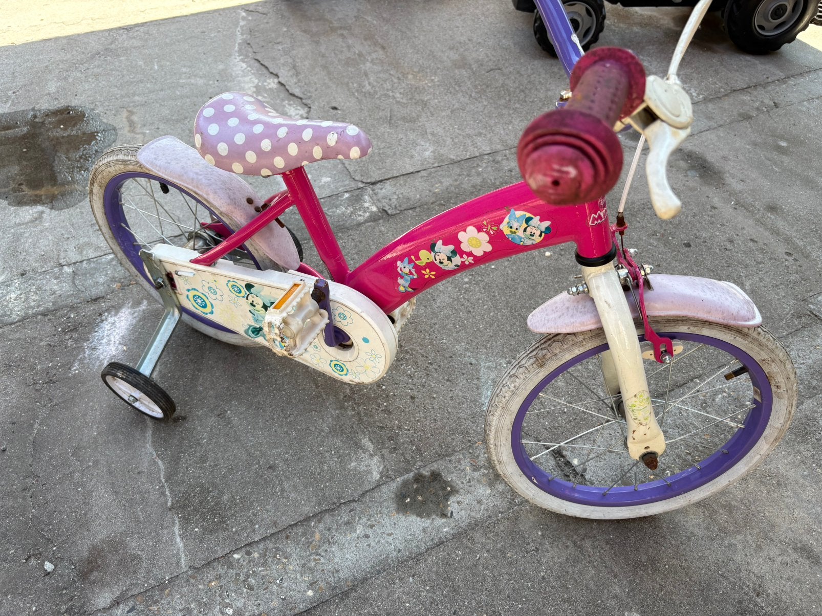 Kinderfietsje 4-6 jaar met zijwieltjes, Ophalen, Zo goed als nieuw, Zijwieltjes