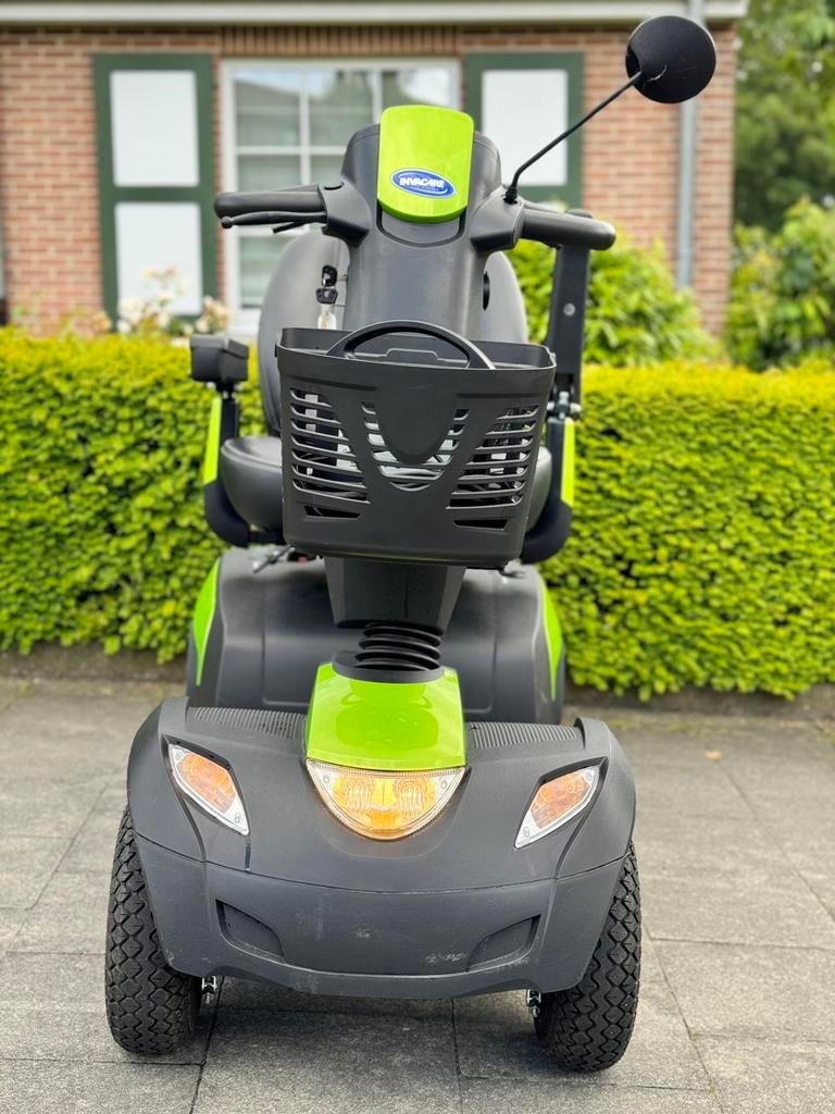 Nieuwstaat Scootmobiel Invacare comet pro invalide scooter, Ophalen of Verzenden, Inklapbaar, Zo goed als nieuw, Elektrische rolstoel