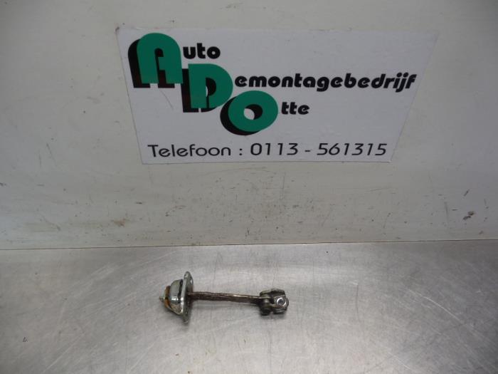 Deurvanger 4Deurs links-achter van een Opel Astra (Astra G 9, Auto-onderdelen, Gebruikt, -, -, Opel