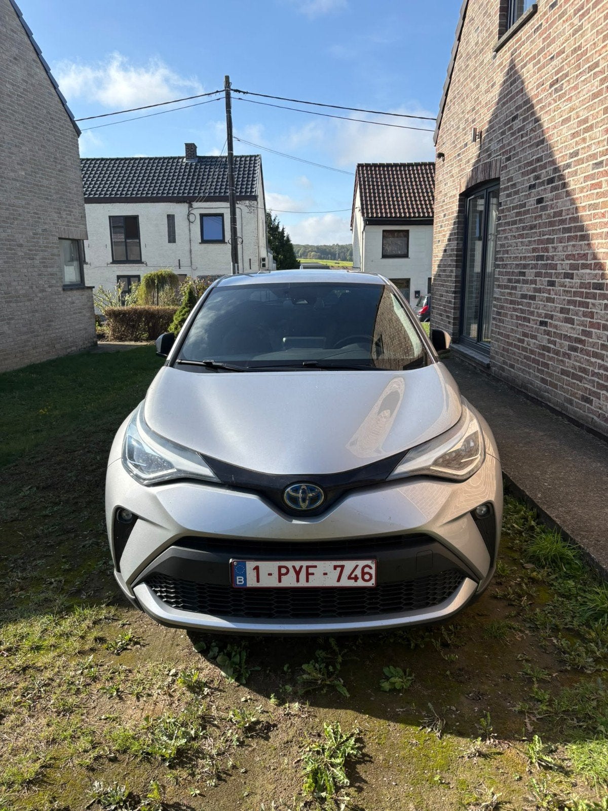 URGENT : TOYOTA C-HR Hybride 1.8cc 122cv, Année 2023 36500km, Autos, Achat, Carnet d'entretien, Particulier, C-HR