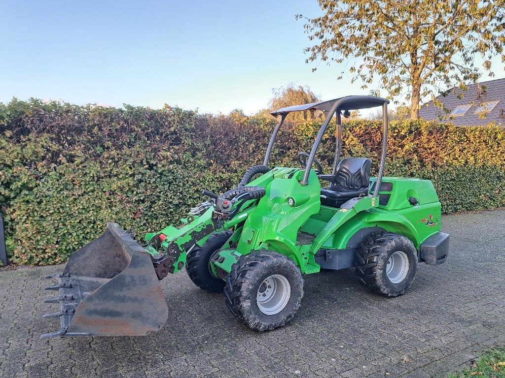 Avant 745, Ophalen, Graafmachine