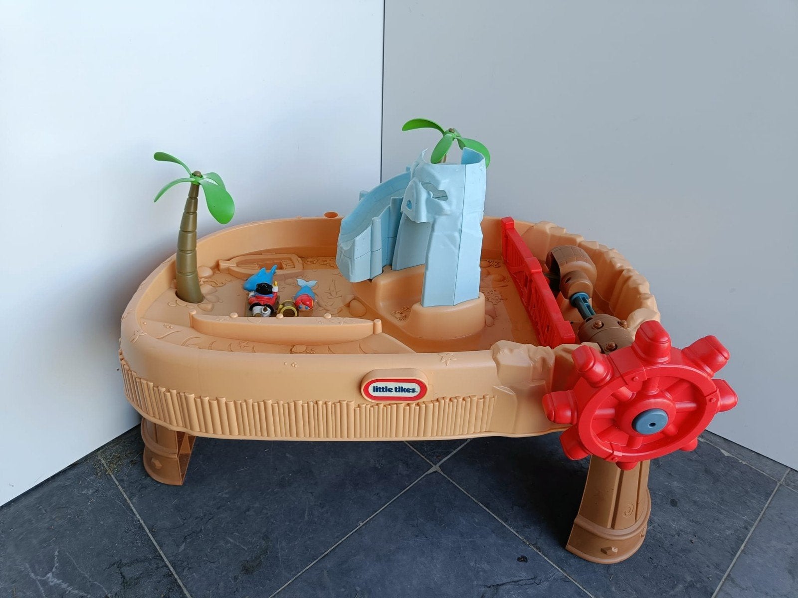 Little Tikes Island Wavemaker Waterspeeltafel, veilig buiten, Kinderen en Baby's, Speelgoed | Speeltafels, Ophalen