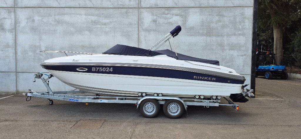 Rinker 236CC – Incl. trailer, Ophalen, Overige merken, Binnenboordmotor, Elektrische start
