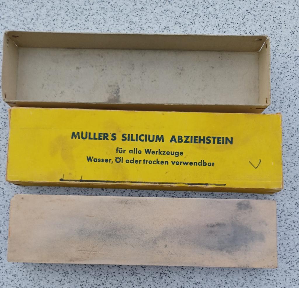 Slijpsteen, afmeting: 20cmx5cmx2cm., Ophalen