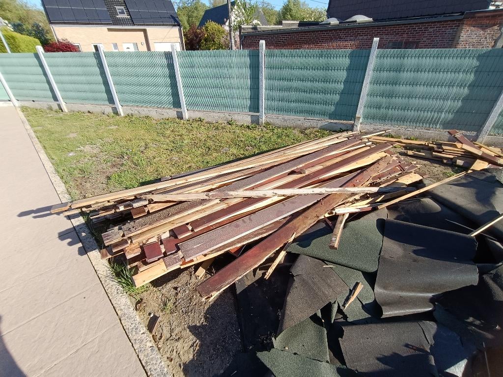 Brandhout om sparrenplanken te geven, Tuin en Terras, Brandhout, Minder dan 3 m³, Ophalen, Overige houtsoorten