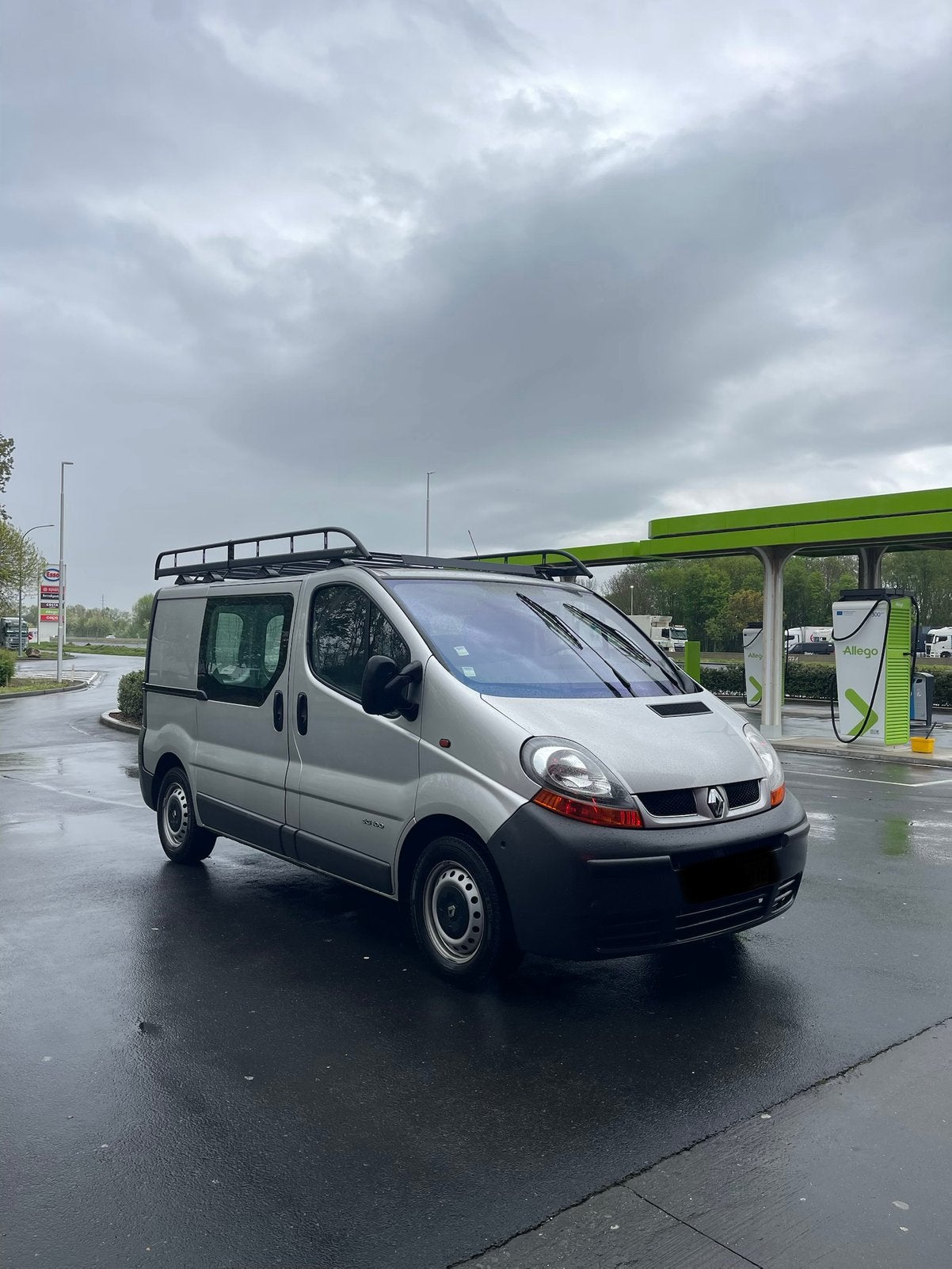 Renault traffic lichte vracht camper, Auto's, Bestelwagens en Lichte vracht, Renault, Diesel, Particulier, Te koop