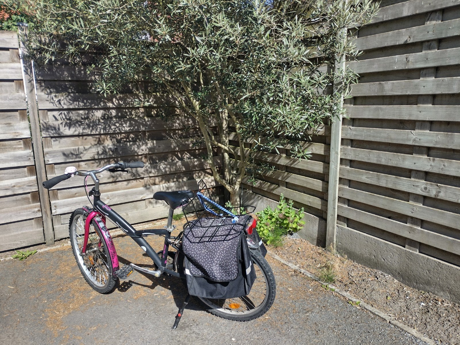 BTwin fiets 24 inch, Fietsen en Brommers, Fietsen | Jongens, Gebruikt, 24 inch, Handrem, Versnellingen, Ophalen