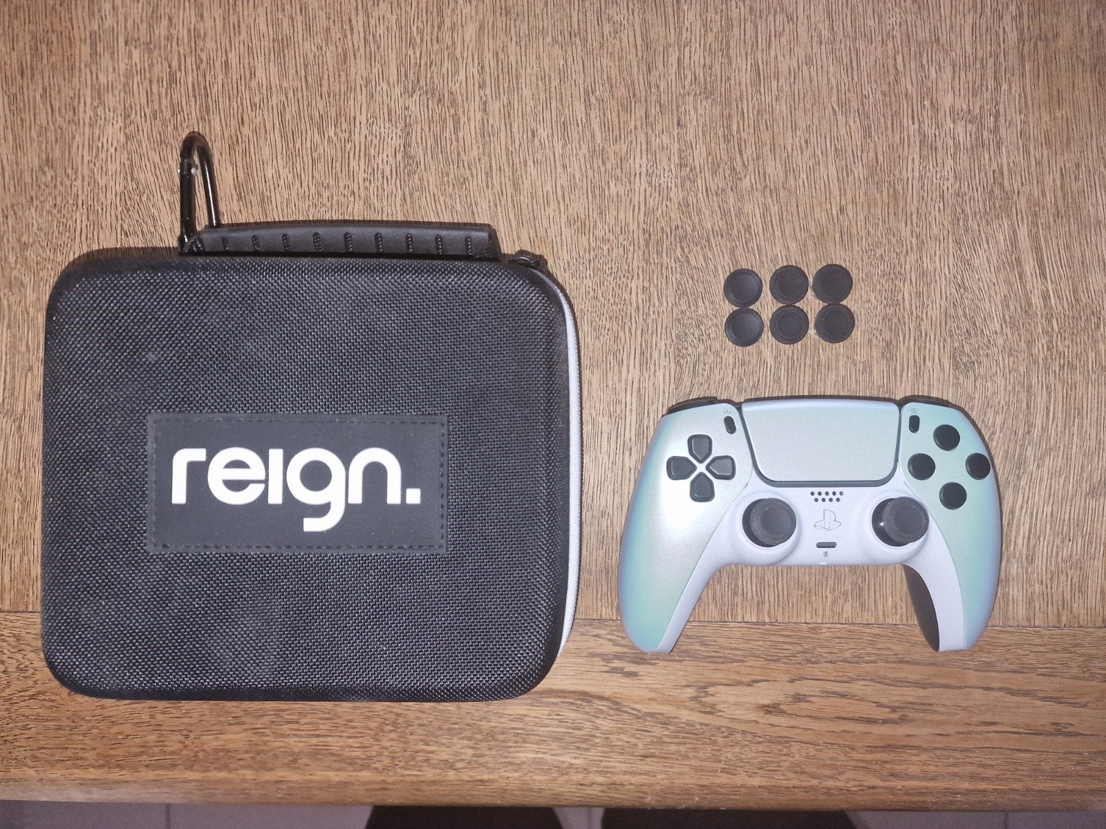 Manette PS5/PC CUSTOM REIGN (prix négociable)., Consoles de jeu & Jeux vidéo, Consoles de jeu | Sony Consoles | Accessoires, PlayStation 5