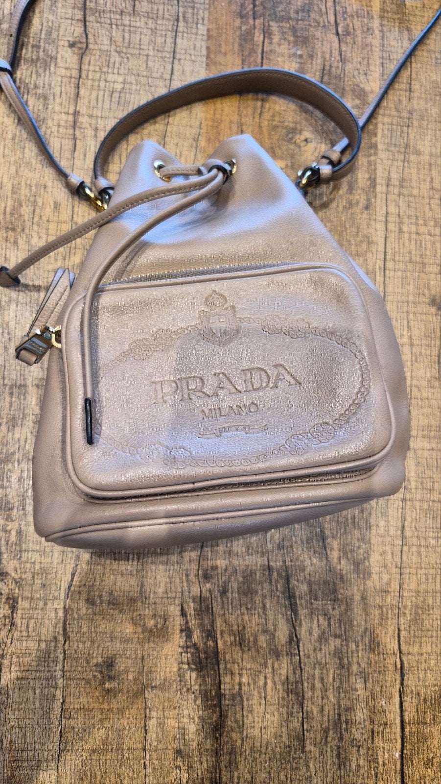 Prada  lederen bucket handtas, Ophalen of Verzenden