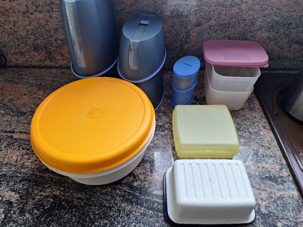 ENSEMBLE DE BOCAUX TUPPERWARE + MOULIN À POIVRE, Enlèvement, Comme neuf